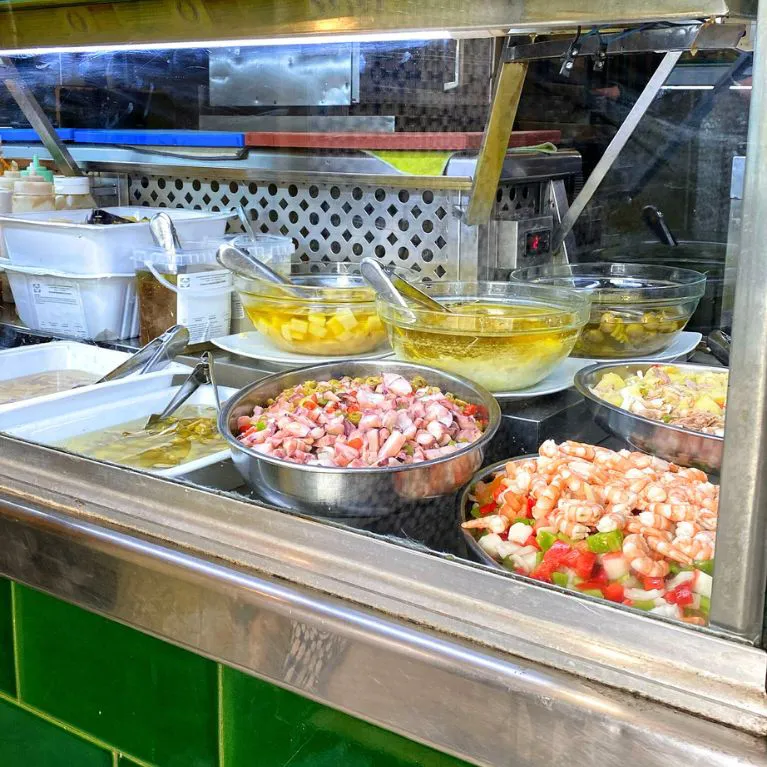 Como crear rapido la paleta de colores en Canva